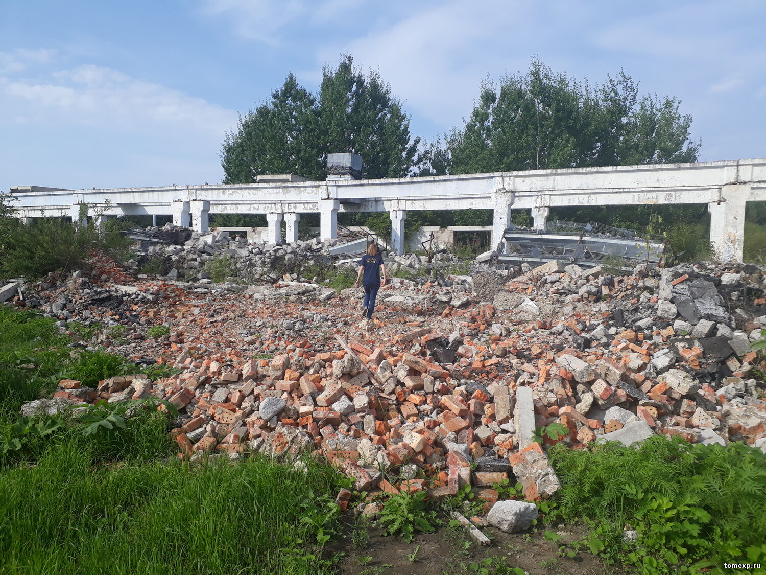 Проведение судебной строительно-технической экспертизы по делам, связанным с самовольным строительством